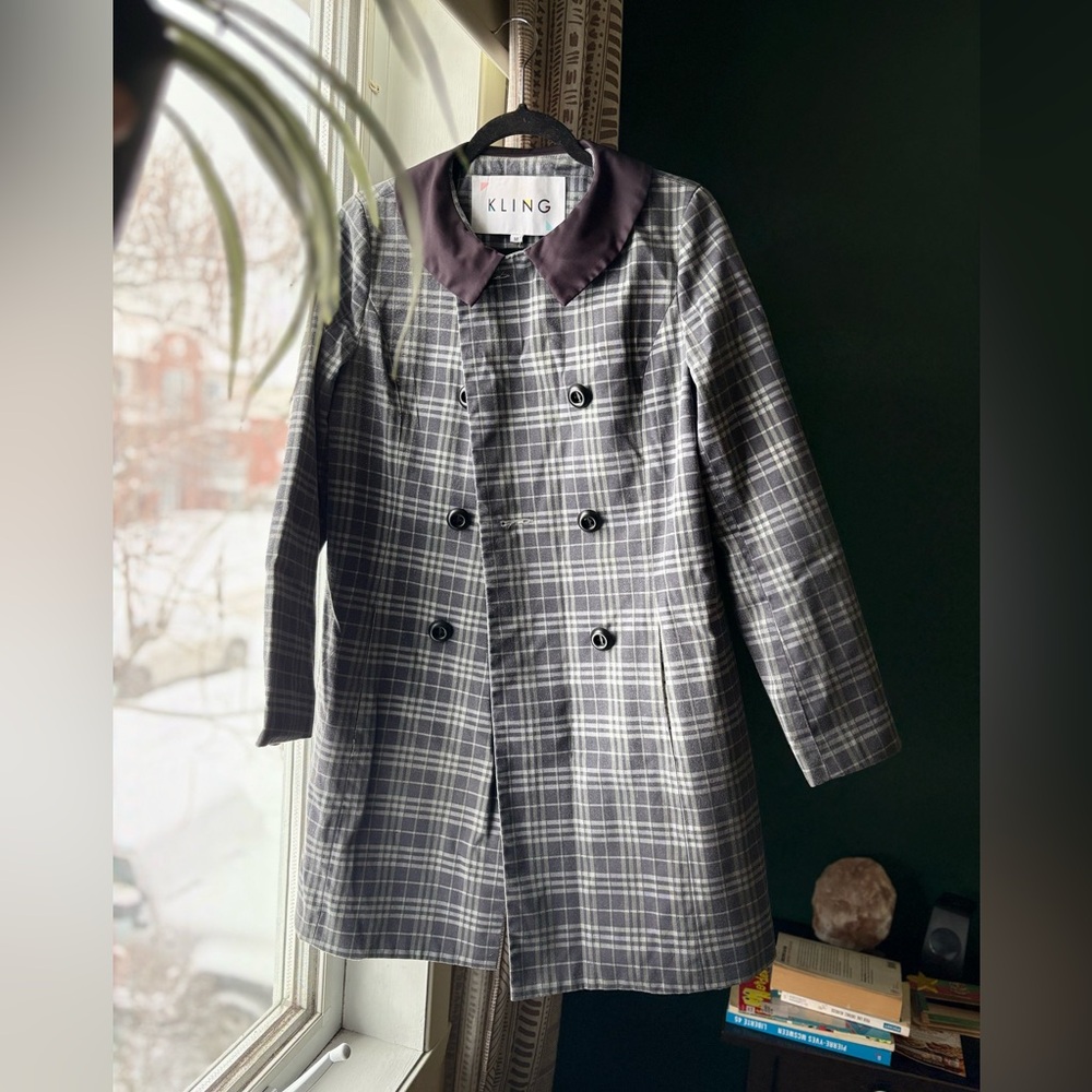 Kling Gray Plaid Jacket with Black Collar Size M